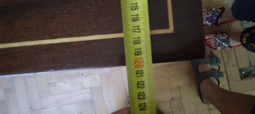 Sprzedam stół  brazowy