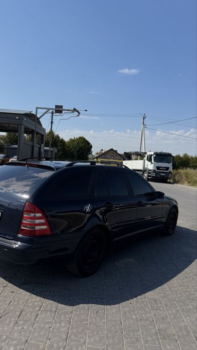 Mercedes-Benz C-Class 2005 VIN WDB2032461F686996 фото оголошення 4 з 24
