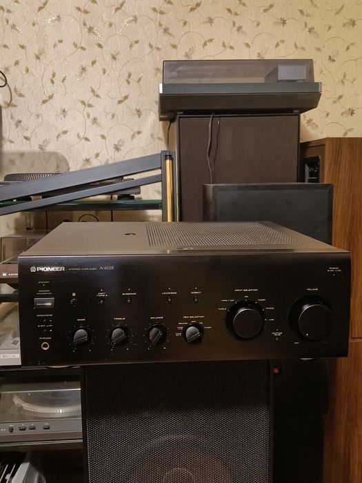 Усилитель  PIONEER A602R