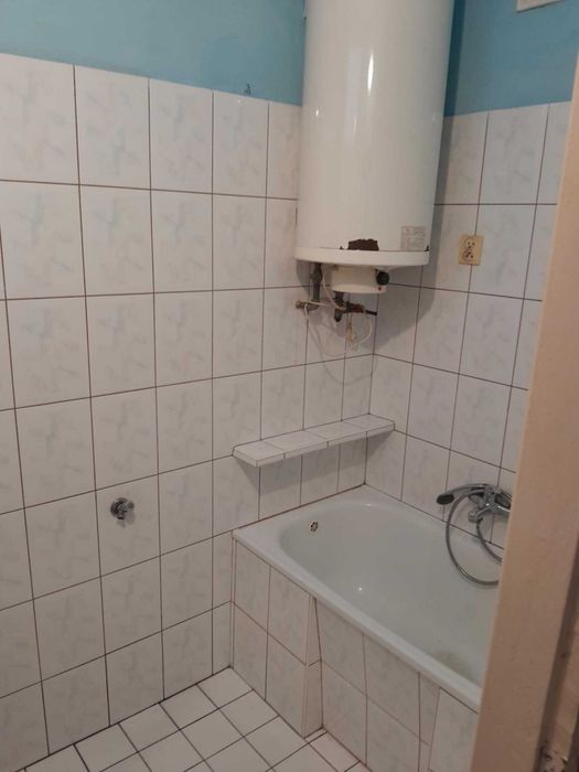 Mieszkanie na sprzedaż  kawalerka z oddzielną kuchnią Biała Rawska