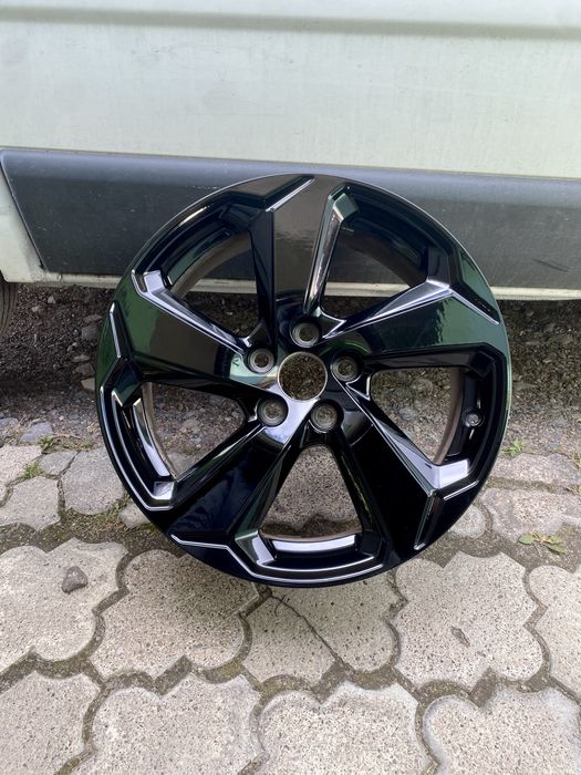 Диск ОРИГІНАЛ Toyota RAV4 R18 5*114.3 7J ET35 007276