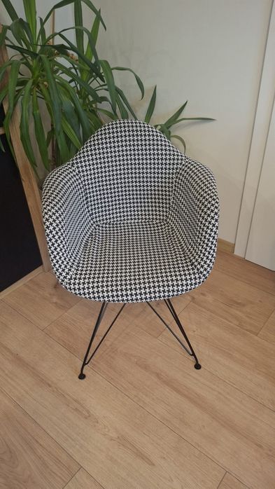 Krzesła i fotele Designerskie - Pepitka