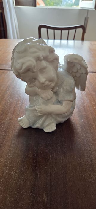 Estatueta de um anjo