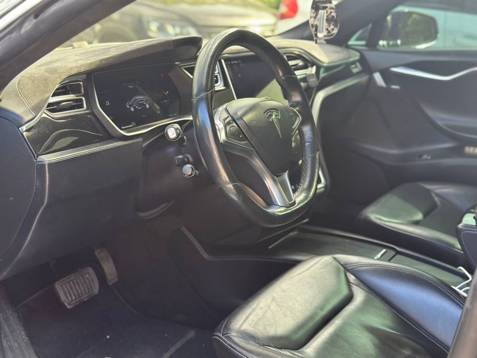 Tesla Model S 2016  Европа
