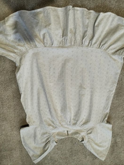 Biała włoska letnia sukienka