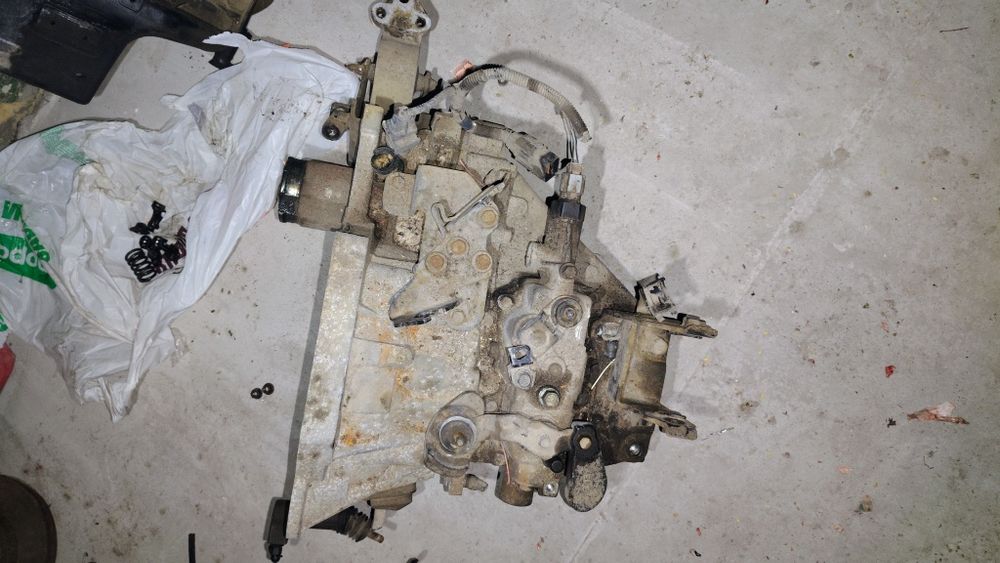 Кпп кіа церато 1.6. 2006-2008р