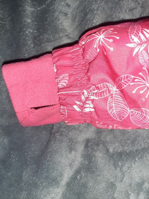 Вітровка для дівчинки