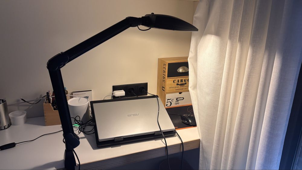 Candeeiro de secretaria