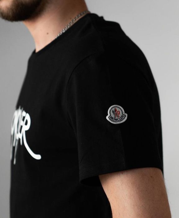 Чоловіча футболка  Moncler