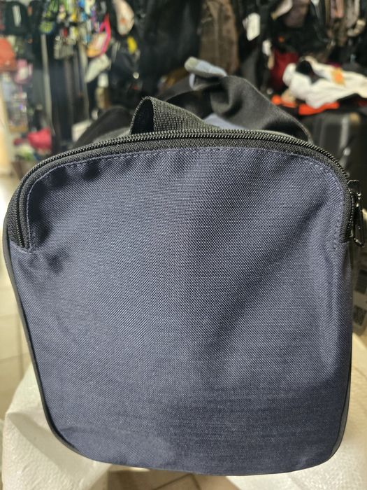 Сумка adidas Essentials Duffel Bag HR5353