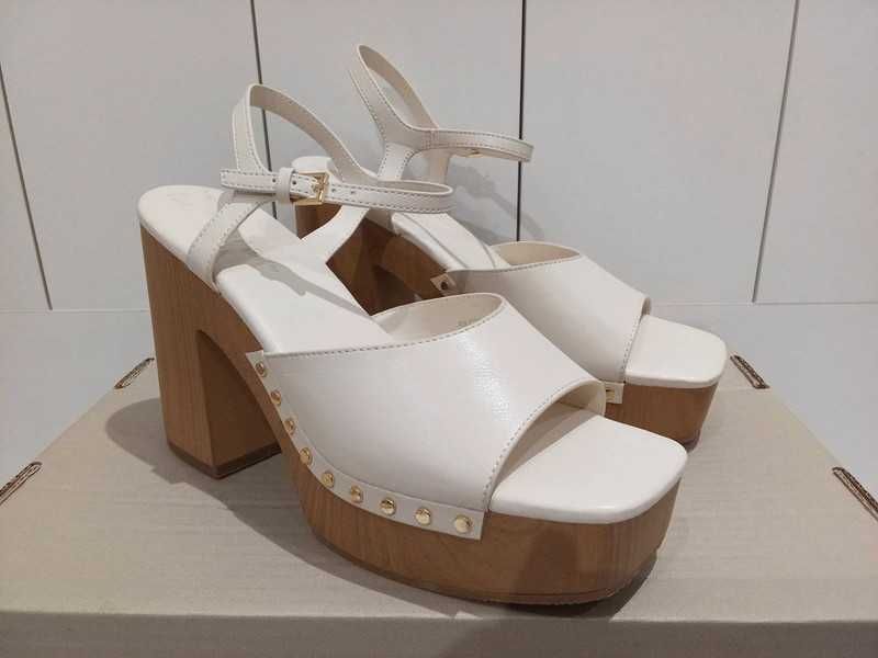 sandały na platformie marki Primark roz. 40 wkładka 26 cm nowe