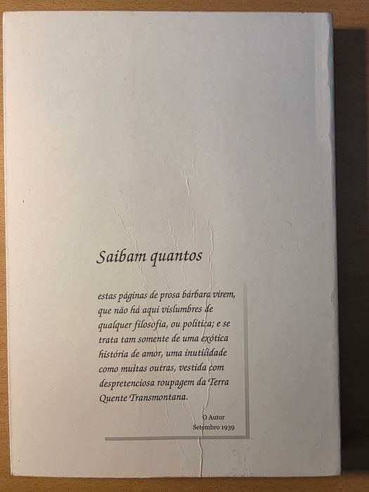Livro "A Louca de Valpaços" de Montalvão Machado