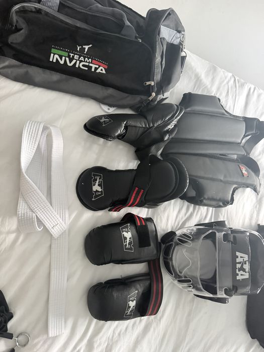 Kit jiujitsu pouco uso