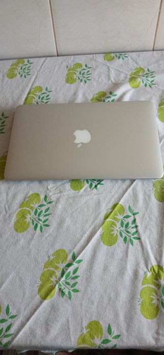 Portátil Apple Macbook Air (11 polegadas),estimado441178065637877760