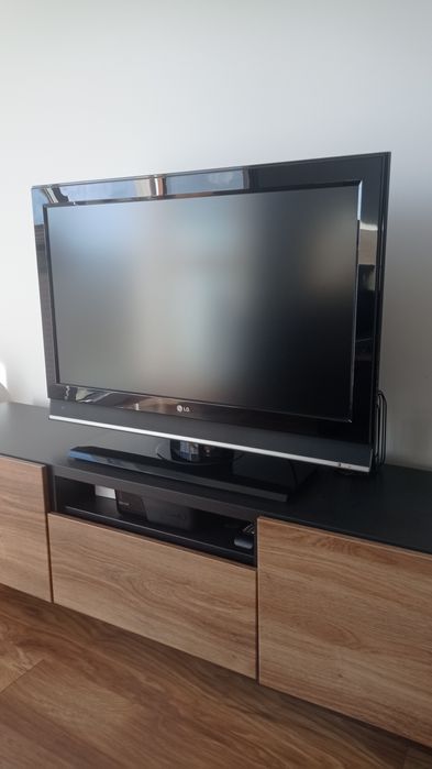 Telewizor LG 37'