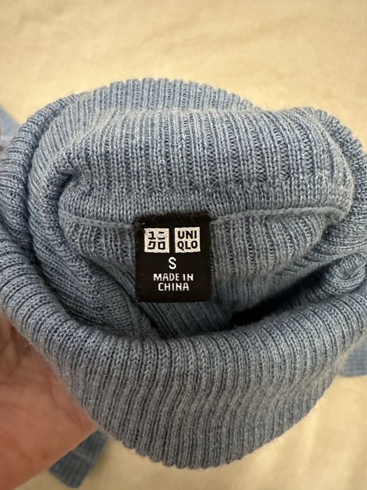 Шерстяний гольф/водолазка UNIQLO в рубчик