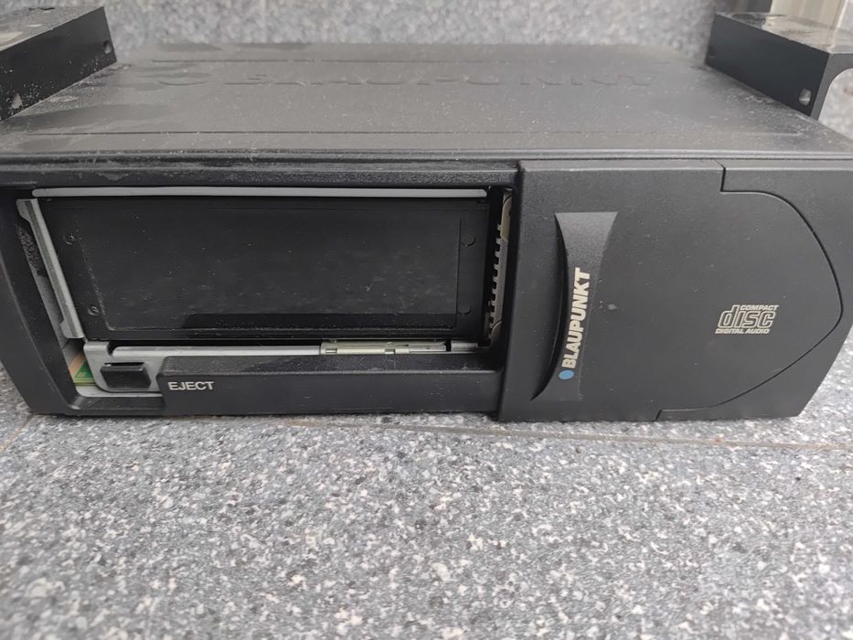 Zmieniarka płyt CD Blaupunkt CDC A08
