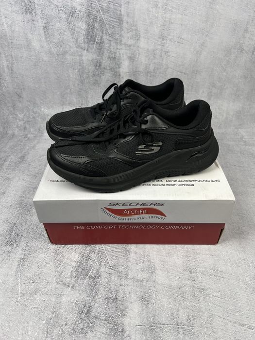 Skechers Arch Fit Czarne Sneakersy Damskie z Wsparciem Łuku