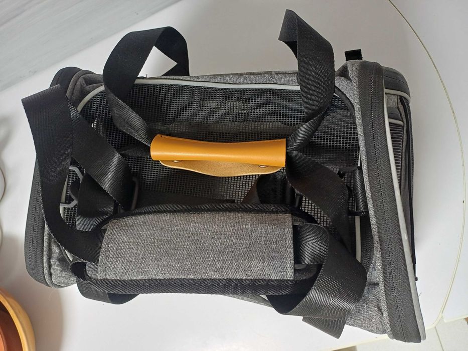 Bolsa de transporte para cães ou gatos Pueikai.