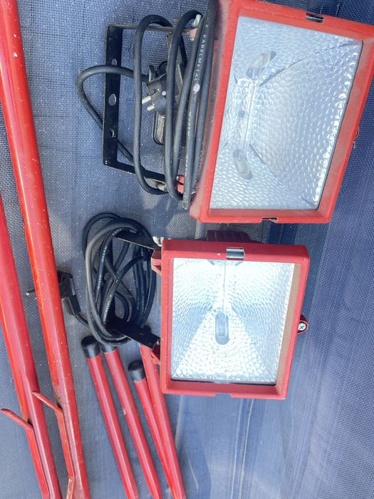 Jupiter 2 lampy oswietlajace ze stojakiem HVG