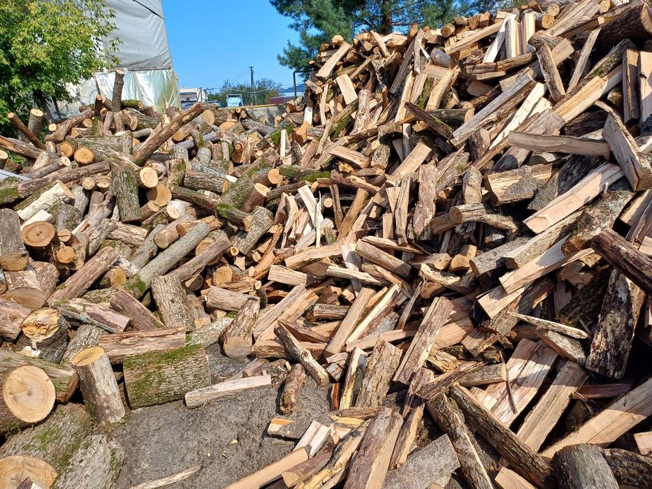 Сухие колотые дрова дуб, ясень, сосна — любые объемы, доставка