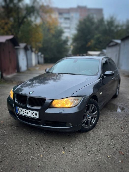 BMW e90, автомат, 2л. бензин