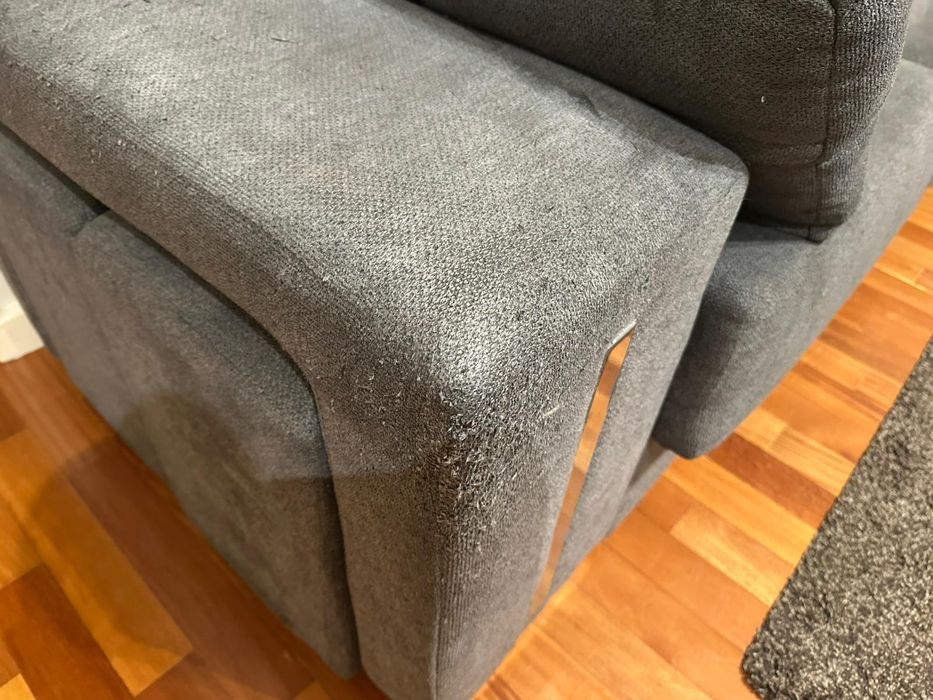 Sofá com chaise longue