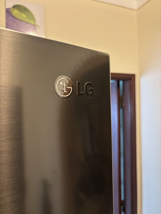 Frigorífico LG 318L - Combi No Frost