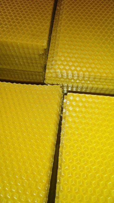 Вощина 1кг=240грн. Сертифікована.