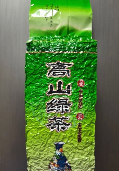 Зелений преміум китайський чай Альпійське.
