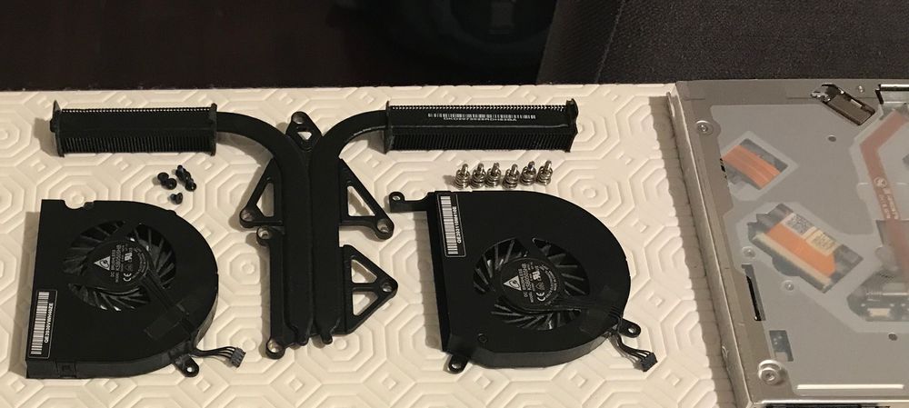 Macbook Pro - Peças