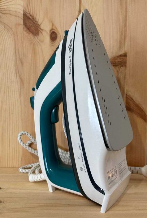 Ferro a vapor BRAUN TexStyle 3 Ceramic