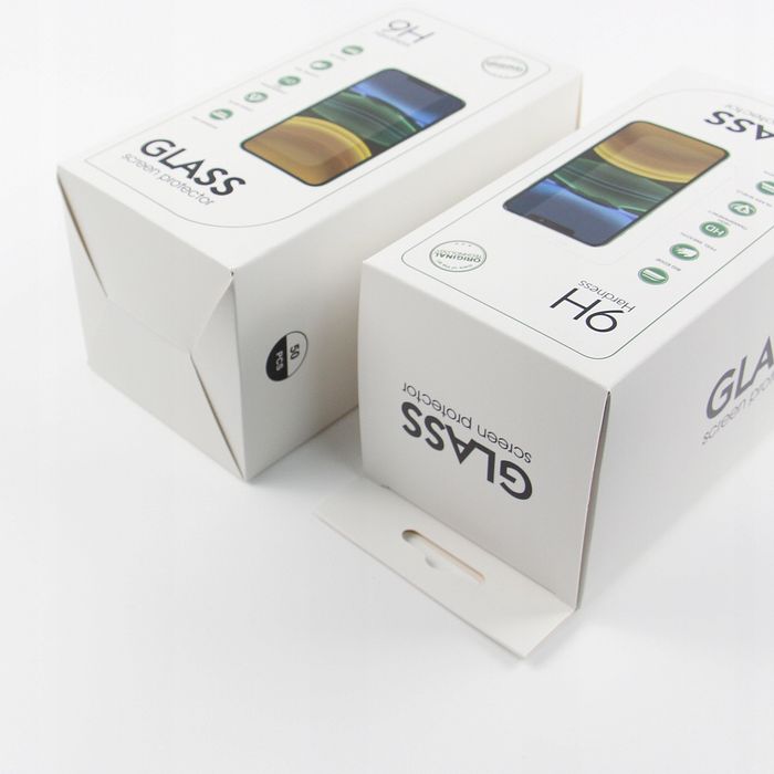 Szkło hartowane 2,5D do iPhone 16 Pro / 17 / 17 Pro 50w1