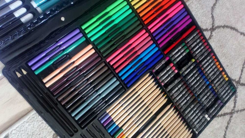 Duży zestaw plastyczny 288 el. – kreatywny komplet