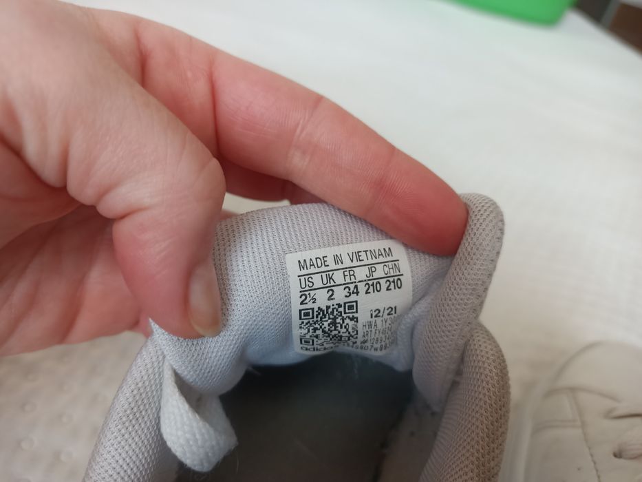 Buty Adidas rozmiar 34