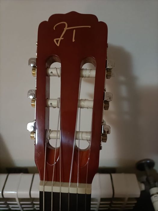 Guitarra Clássica 4/4 OQAN-15 GB