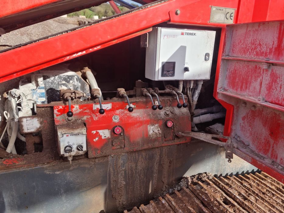 Przesiewacz Finlay 684 3 pokladowy Powerscreen Chieftain 1700 Podolsze ...
