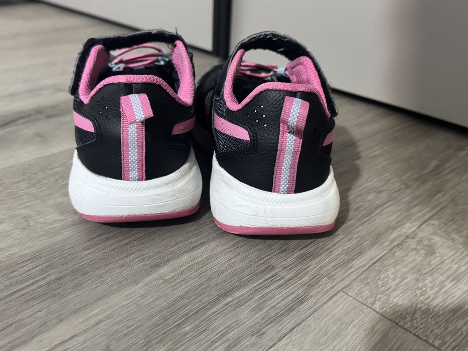 Кросівки шкіряні reebok, 32 розмір