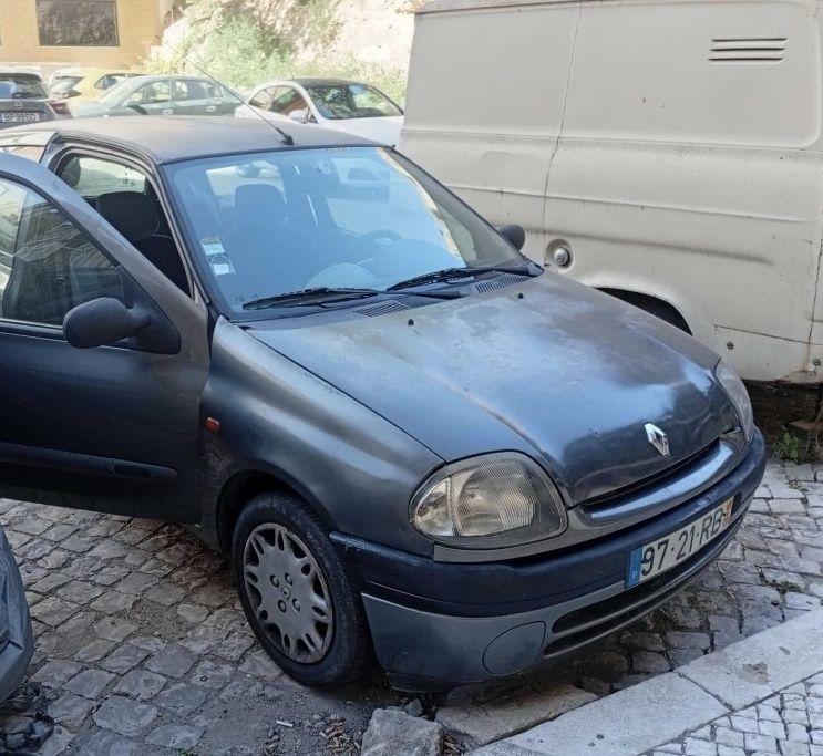 Vendo Renault clio