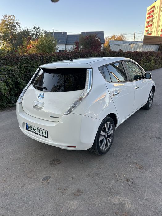Nissan Leaf 2014