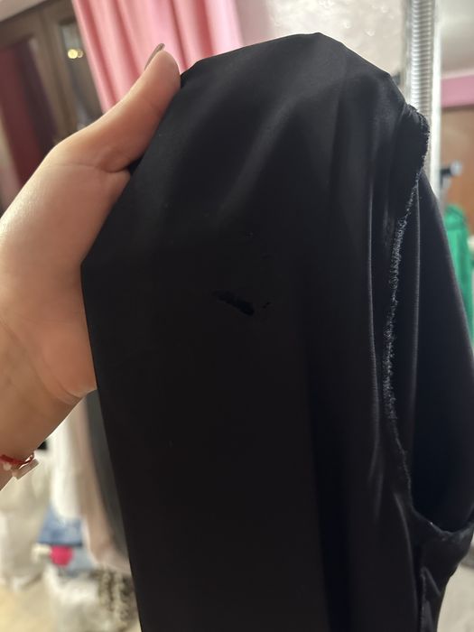 Ciemna narzuta H&M | 40 L | wada niewidoczna podczas noszenia