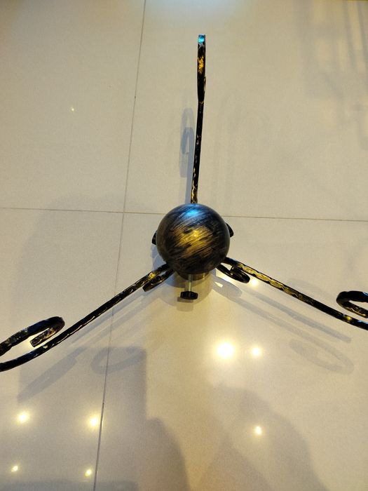 Stojak metalowy, solidny na choinkę