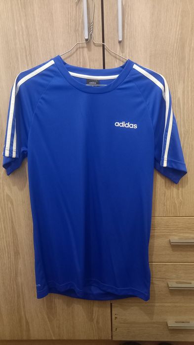 T-shirt Adidas Azul