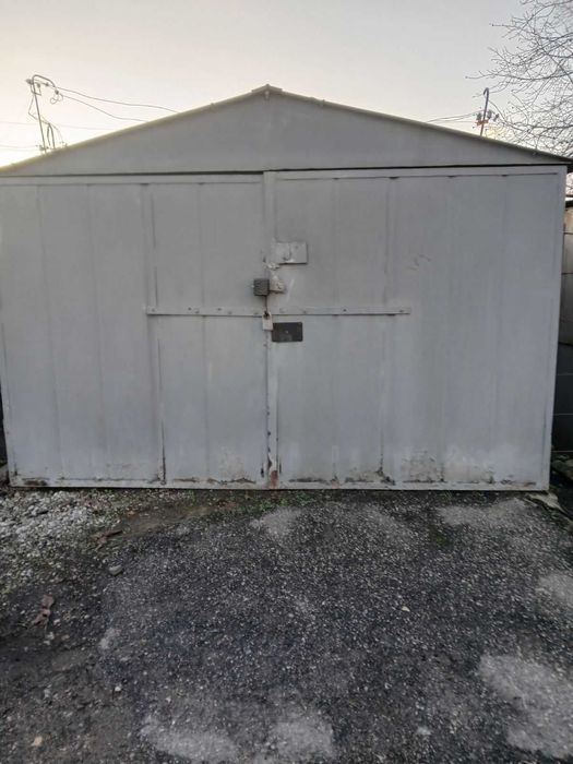 Здається гараж в центрі міста