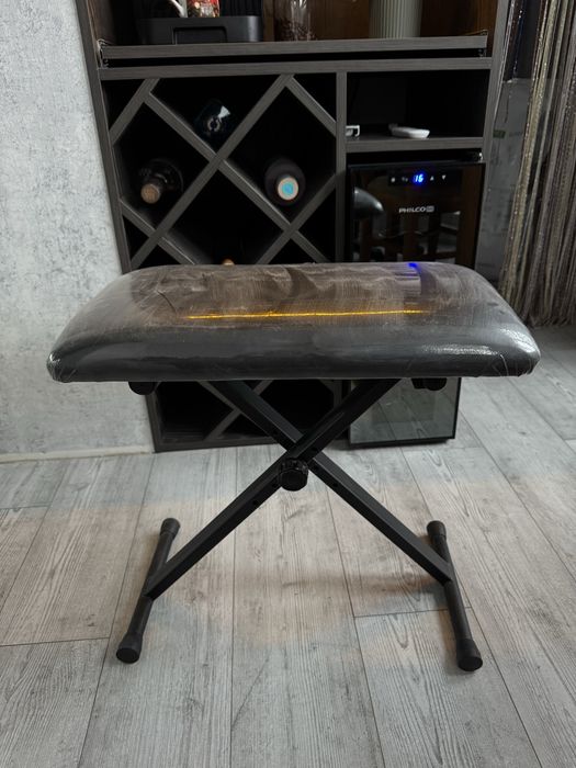 Новая банкетка для пианино