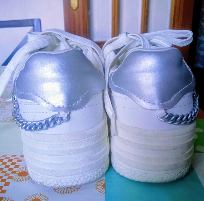 Tênis Breska como novos , calça 35 36,