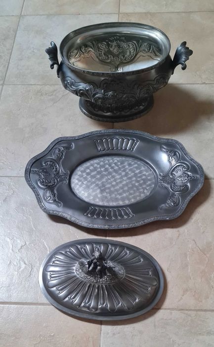 Terrina em estanho435306599484631041