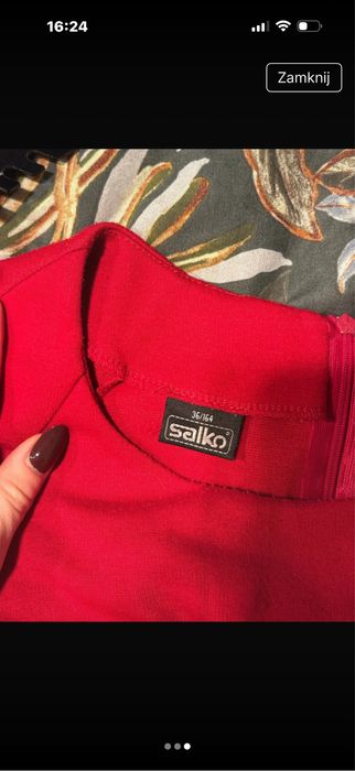 Czerwona elegancka sukienka z kieszeniami salko S