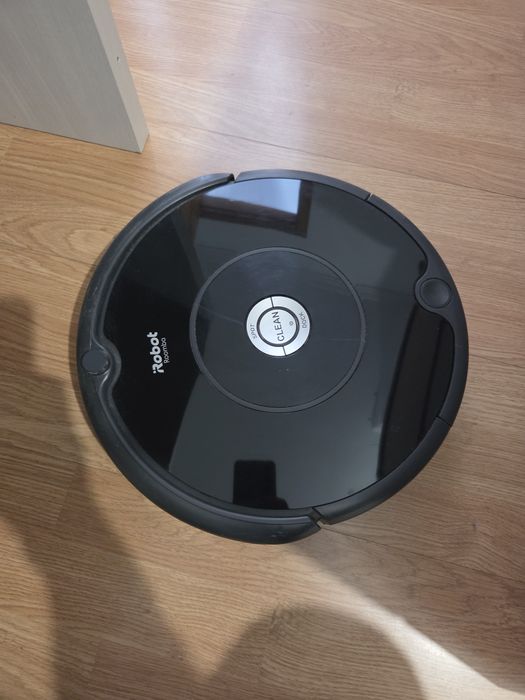 Robot romba com carregador