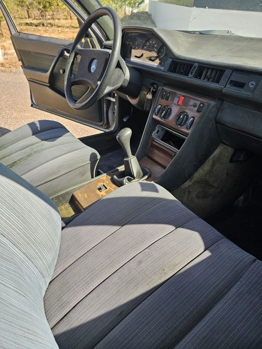 Mercedes-benz E250